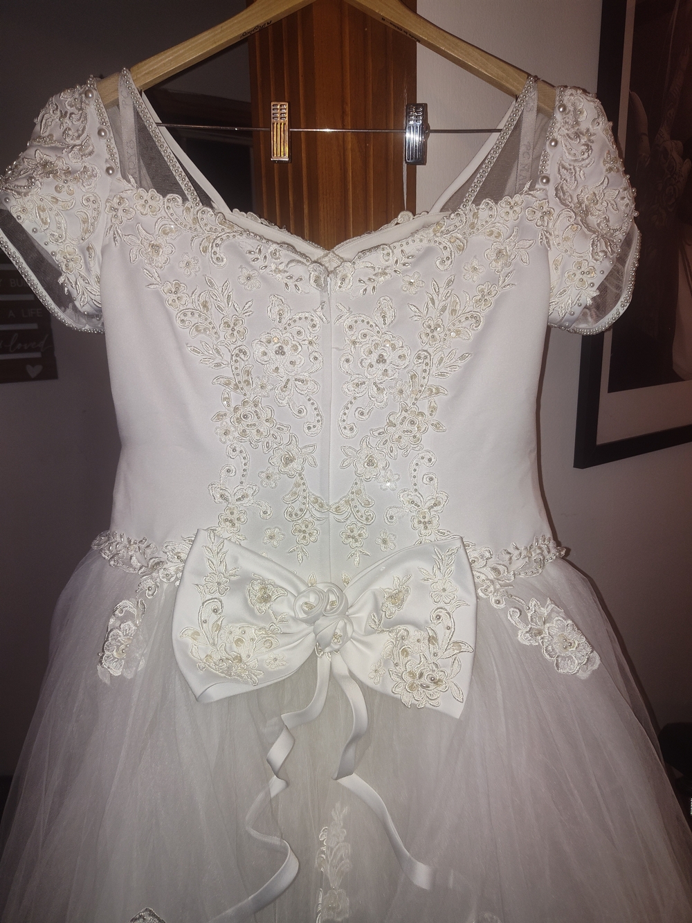 Ivory Embellished Tulle Wedding Gown with Decorative Bow